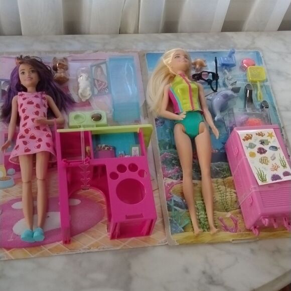 Barbie Lot   - Picture 1 of 3